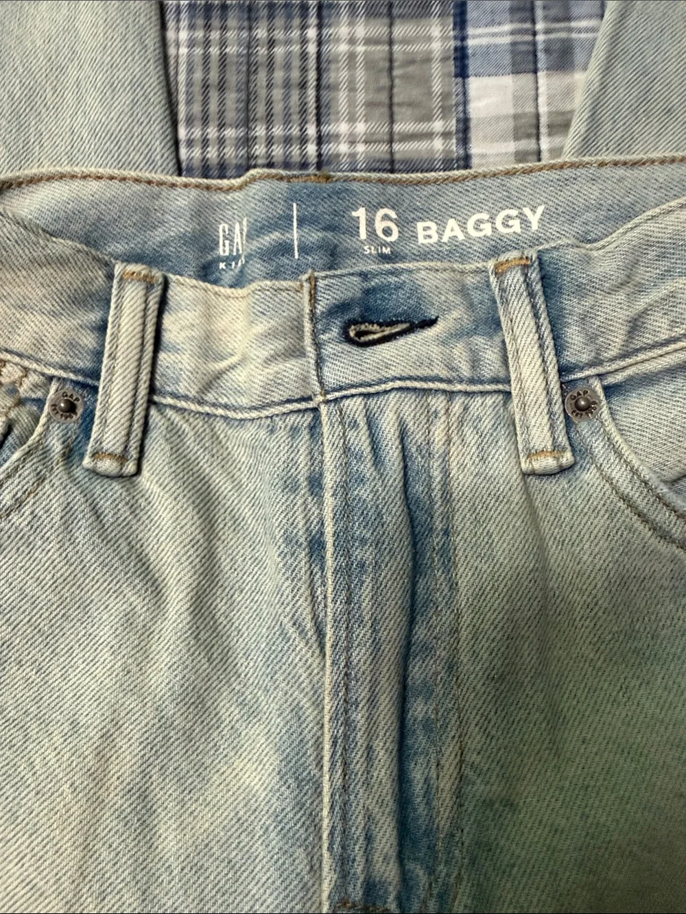 Gap Boys Baggy Light Blue Distressed boys  Jeans 16 slim Baggy NWT